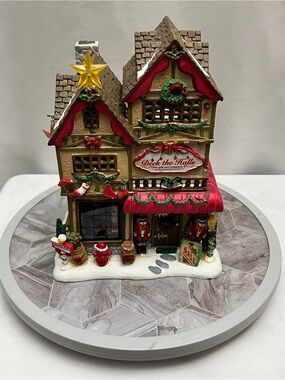Lemax Caddington Village Deck The Halls Christmas Shop 2011 Building Box